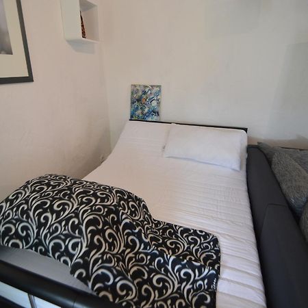 Cozy Apartment In Immerath With Fishing Near المظهر الخارجي الصورة